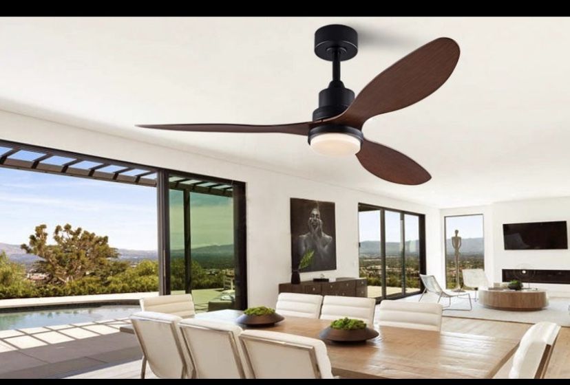 New Modern Ceiling Fan w Light & Remote