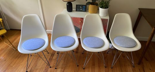 Set of 4 Eames Eiffel chars