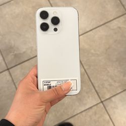 iPHONE 14 PRO UNLOCKED
