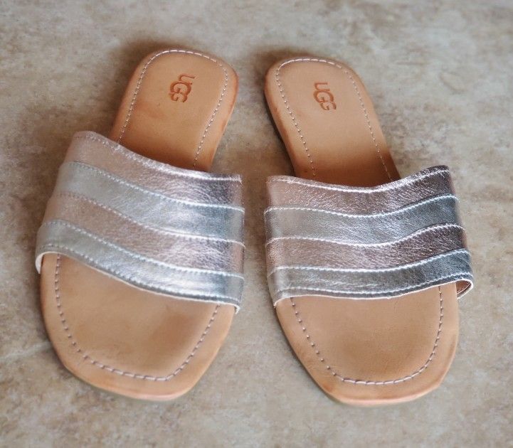 Ugg Women's Zimena Rose Gold Metallic Slide Flat Sandals