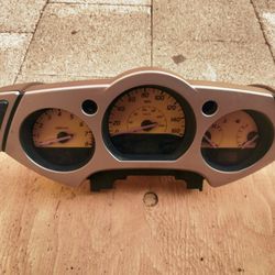 Nissan Murano Instrument Cluster 2004