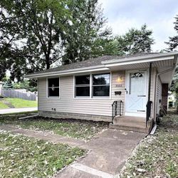 Spacious Family Home in a Quiet Crystal Neighborhood