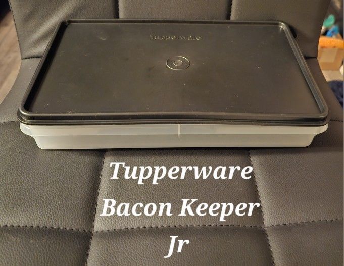 Tupperware Bacon Keeper Jr