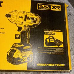 Dewalt XR 1/2 Impact Kit New 
