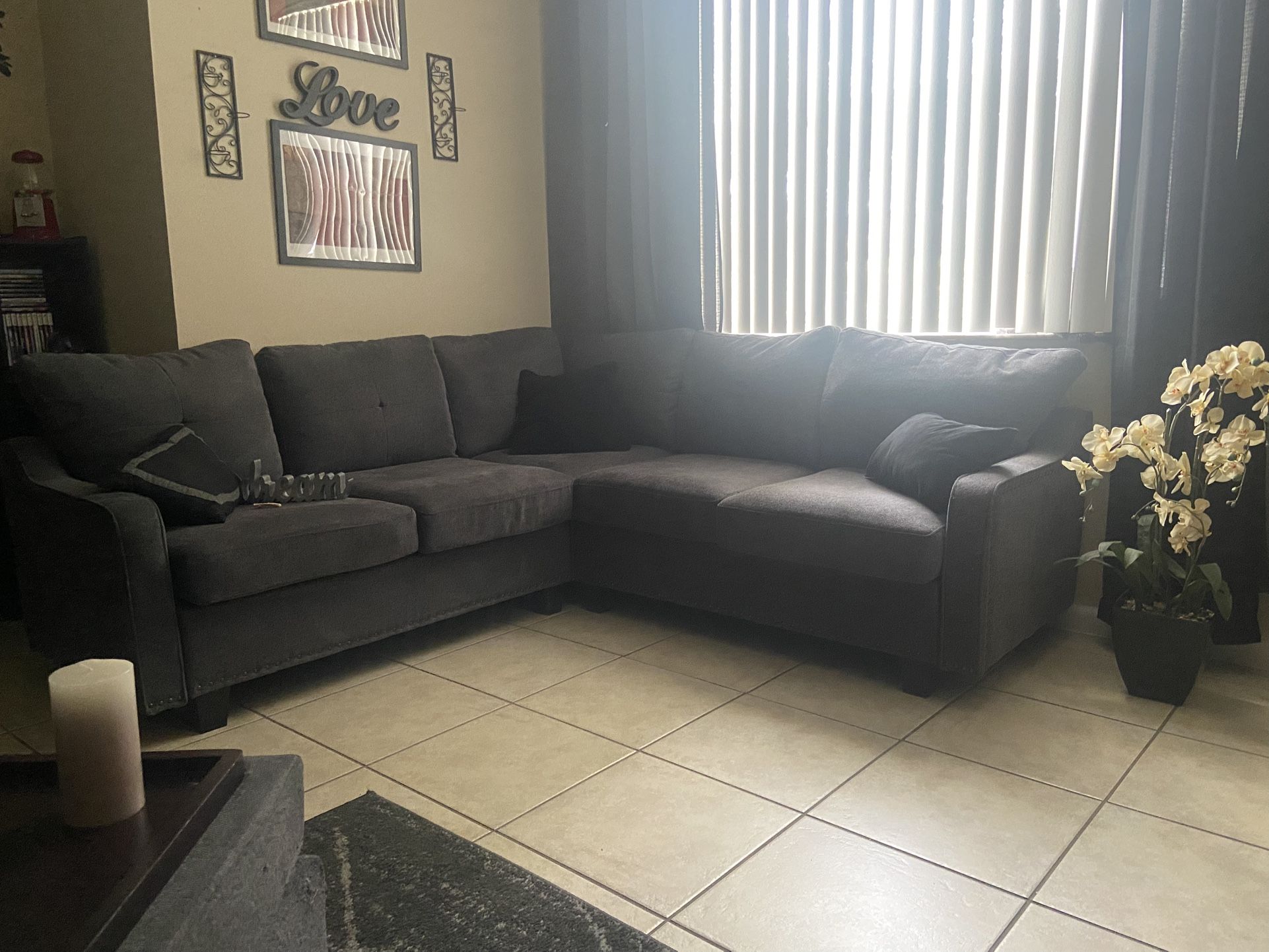 Grey Sectional Couch Like new****