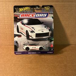 Hot Wheels 2023 Nissan Z GT4 (Milwaukie,OR)