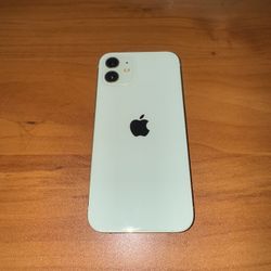 iPhone 12 64GB UNLOCKED 