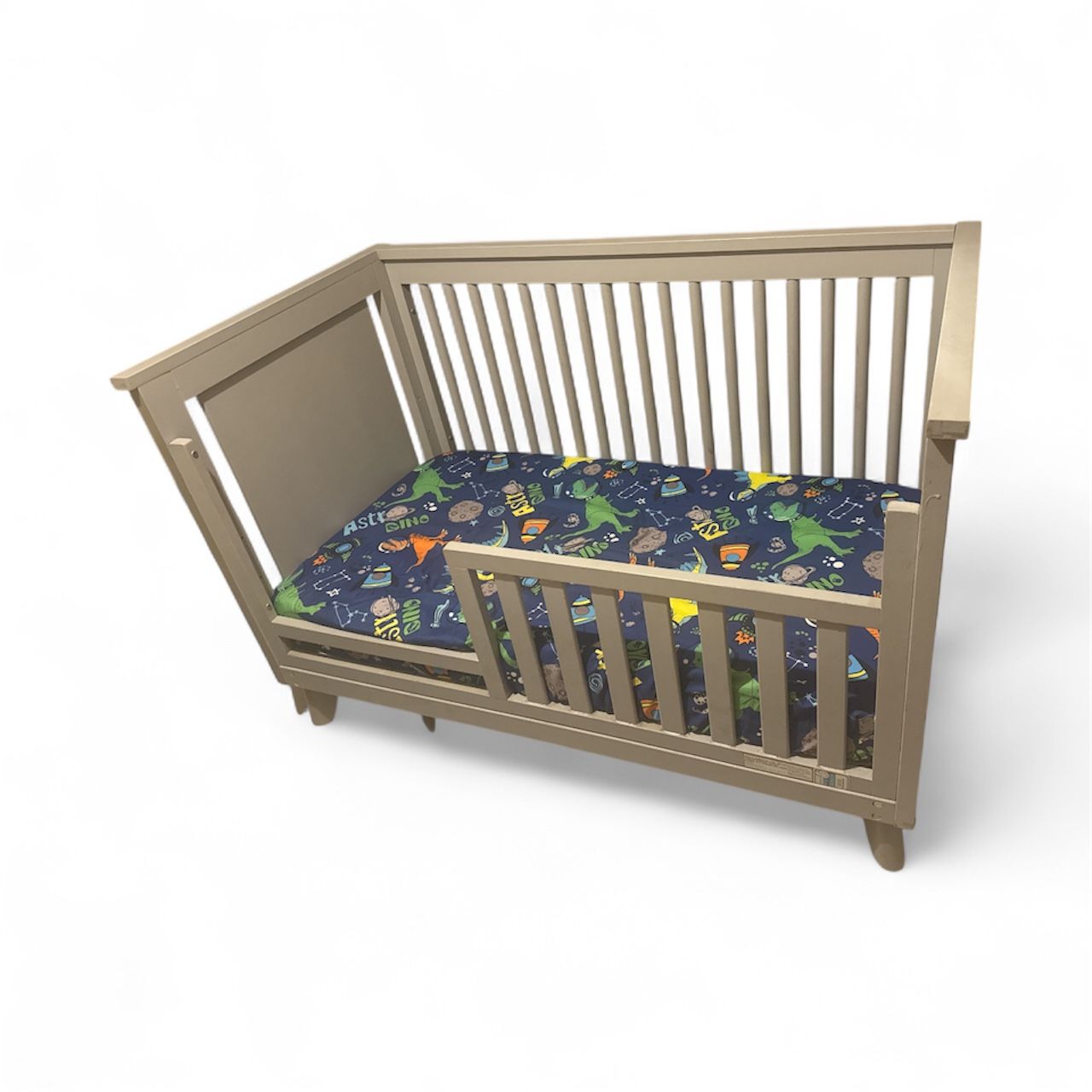 Crib And Baby Dresser