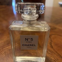 N•5 Chanel Perfume 
