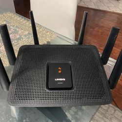 Linksys Tri Band WiFi Router EA9300