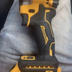 Dewalt Impact Drill 20v