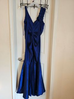 Royal Blue Formal Evening Gown – Size 14