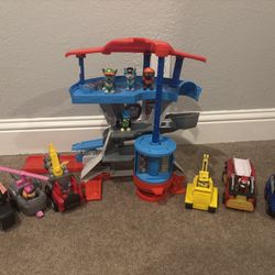 Paw Patrol House/Set