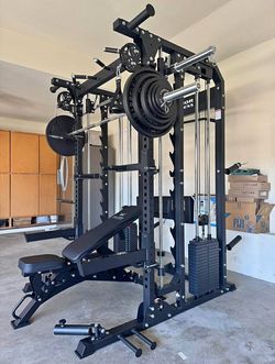 BRAND NEW HOME GYM PACKAGE SMITH MACHINE NEW IN BOX-FREE DELIVERY