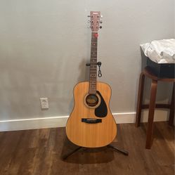 Yamaha Guitar 