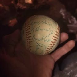 1974 autographed baseball of the Pittsburgh pirates has the whole team autographed on it some of the big name autographs on it are doc Ellis , Willie 