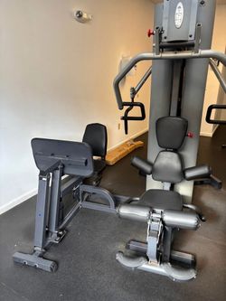 Body Solid G9S Gym 2x 210lbs (retails 5k) - Can deliver & install