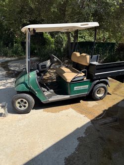 Golf cart with trailer