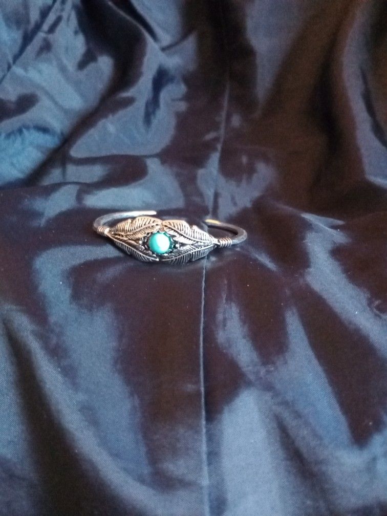 Silvery Turquoise Bracelet