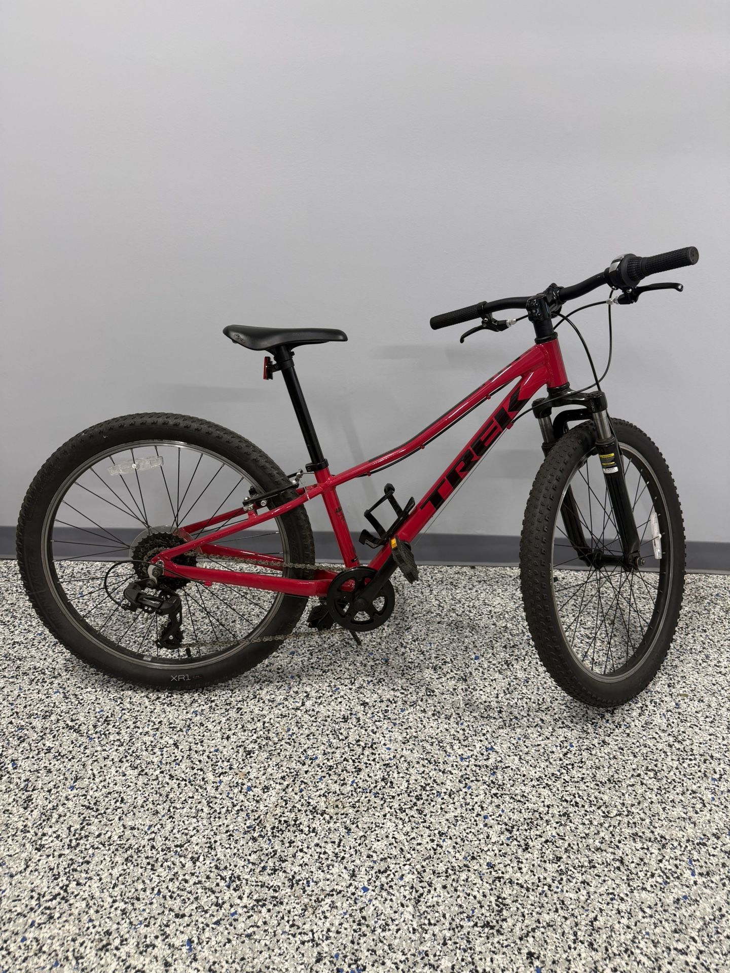 24” TREK PRECALIBER 8-SPEED BICYCLE - MINT!!!