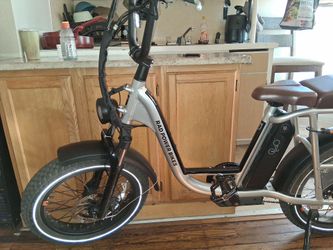 $525 OBO  -RAD POWER RADRUNNER 1 PLUS E-BIKE