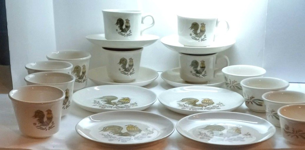 Taylor Smith & Taylor (TS&T) Rooster Set of 4 Cup & Saucer 4 Bread Plates & More