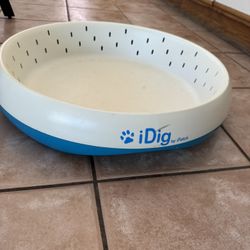 idig Stay Dog Toy