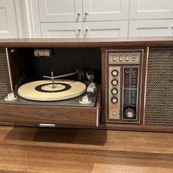 MCM Vintage Admiral Multiplex Stereo with Flip Down Record Player