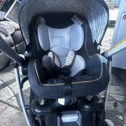 Graco Click Connect Car Seat/ Stroller 