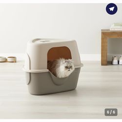 Amazon Basics Cat Litter Box with Lid, No-Mess, Enclosed Spacious Design with Odor Control, Charcoal Filter, 26" x 23" x 20", Charcoal