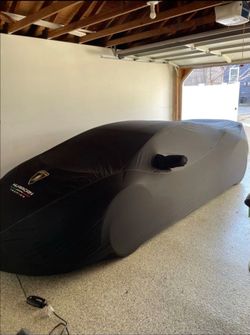 Lamborghini Huracan Evo Car Cover (Authentic)