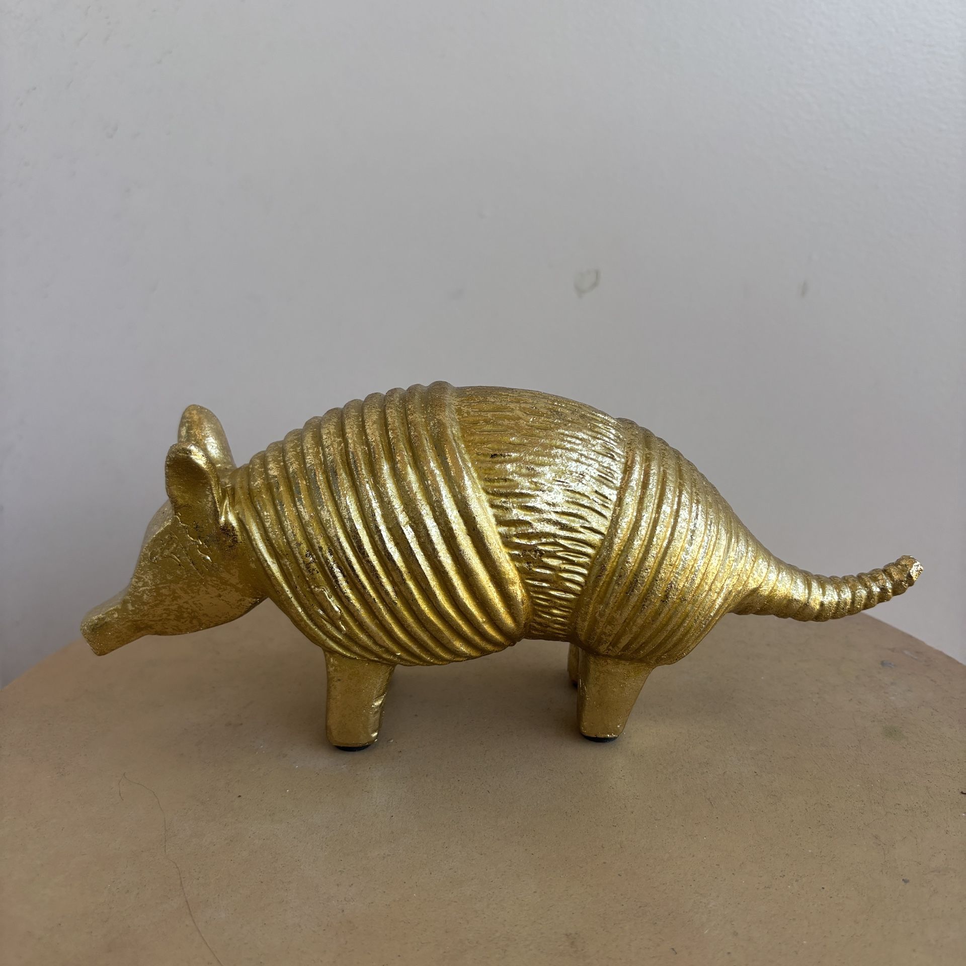 Unique Beautiful Large Decor Gold Armadillo Sculpture Figurine Golden Animal