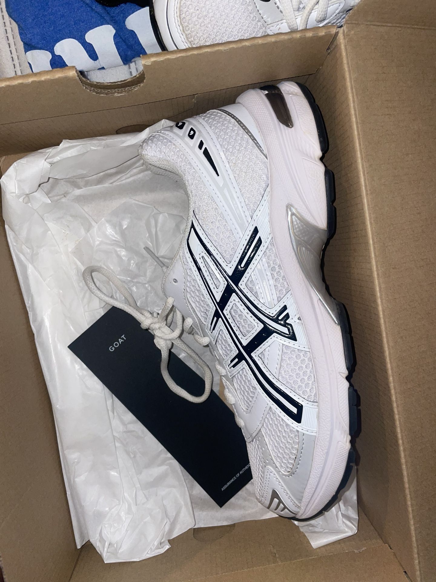 ASICS 