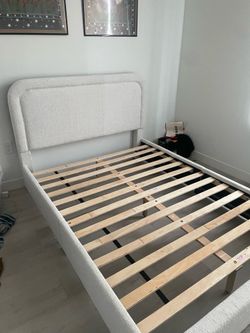 Full Size Upholstered Bed