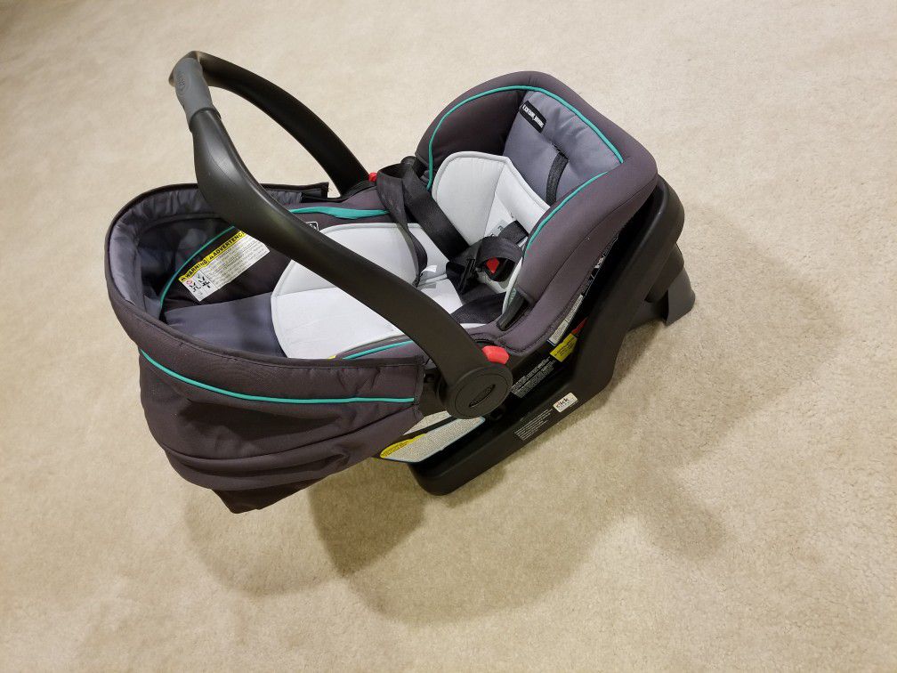 Graco infant car seat in excellent condition
