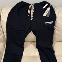 Essentials Fear Of God