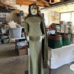 Green Lady 
