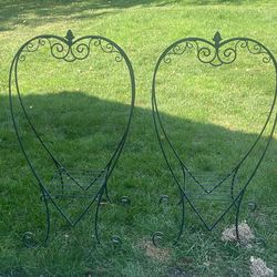 Garden Flower Planter Pot Sign Heart Shape Porch Landscape Art Set Of 2 Metal Stands