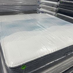 KING SIZE SIMMONS BEAUTYREST HARMONY LUX HYBRID MATTRESS & BOX SPRINGS BED SET