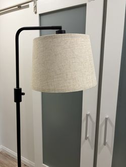 Modern Black Metal Floor Lamp with Burlap Shade