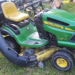 John Deere Riding Lawn Mower  Only the Bagger