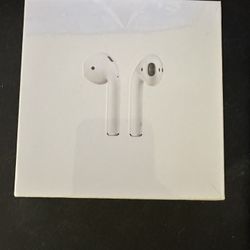 AirPods With Charging Case