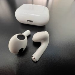 AirPods (3rd Generation) with Lightning Charging Case