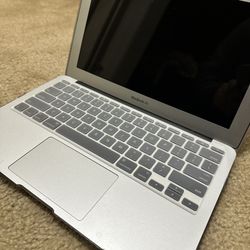 MacBook Air 11.6" 1.4GHz Core i5 - Early 2014