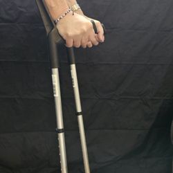 Arm Crutches