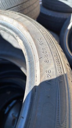 245/40 19 Bridgestone 
