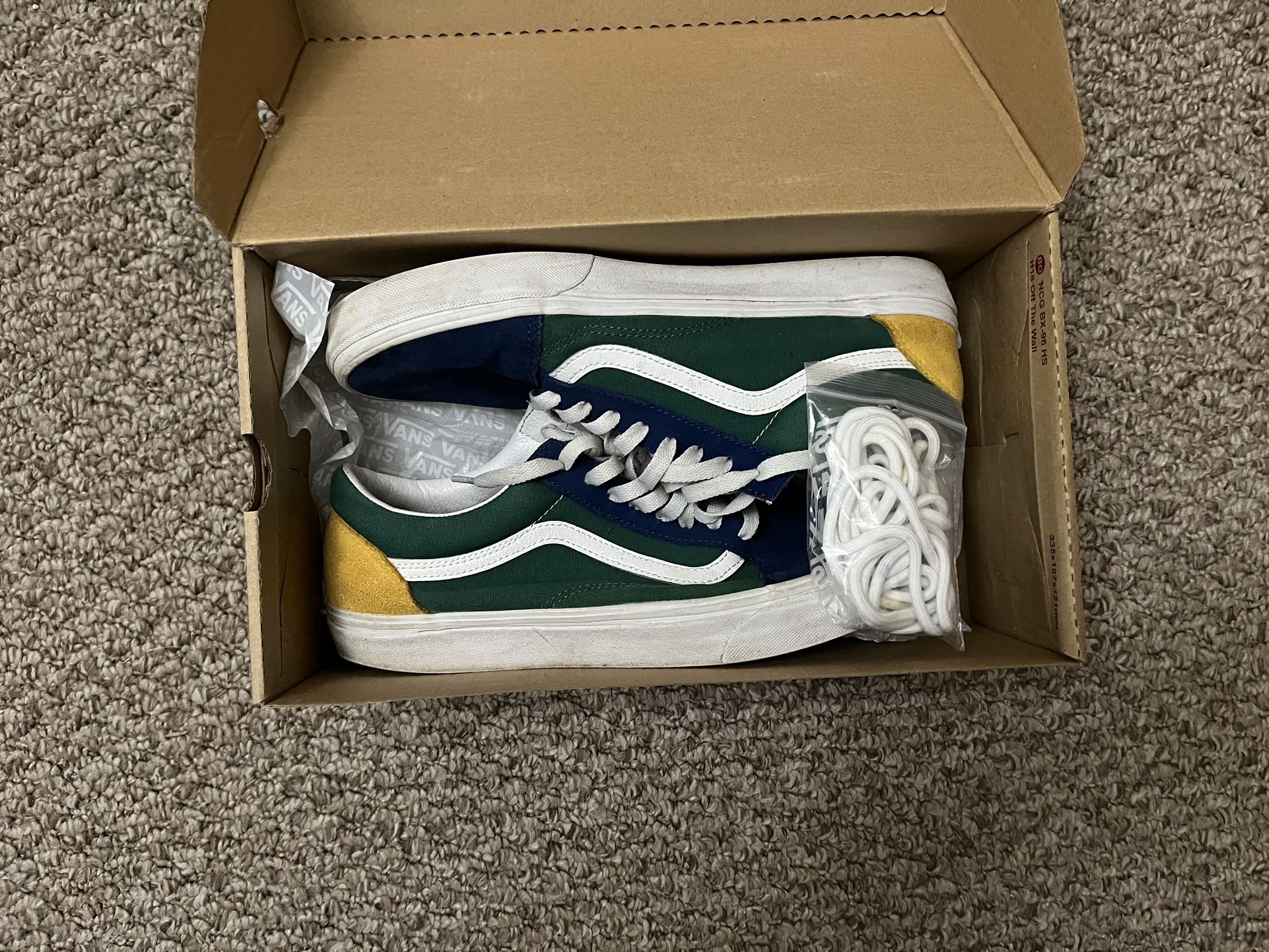 Vans Yacht Club Size 10