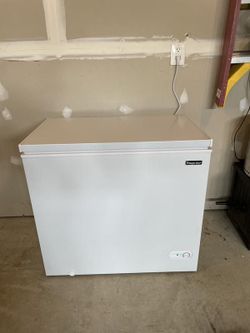 5.0 cu. ft. Chest Freezer in White