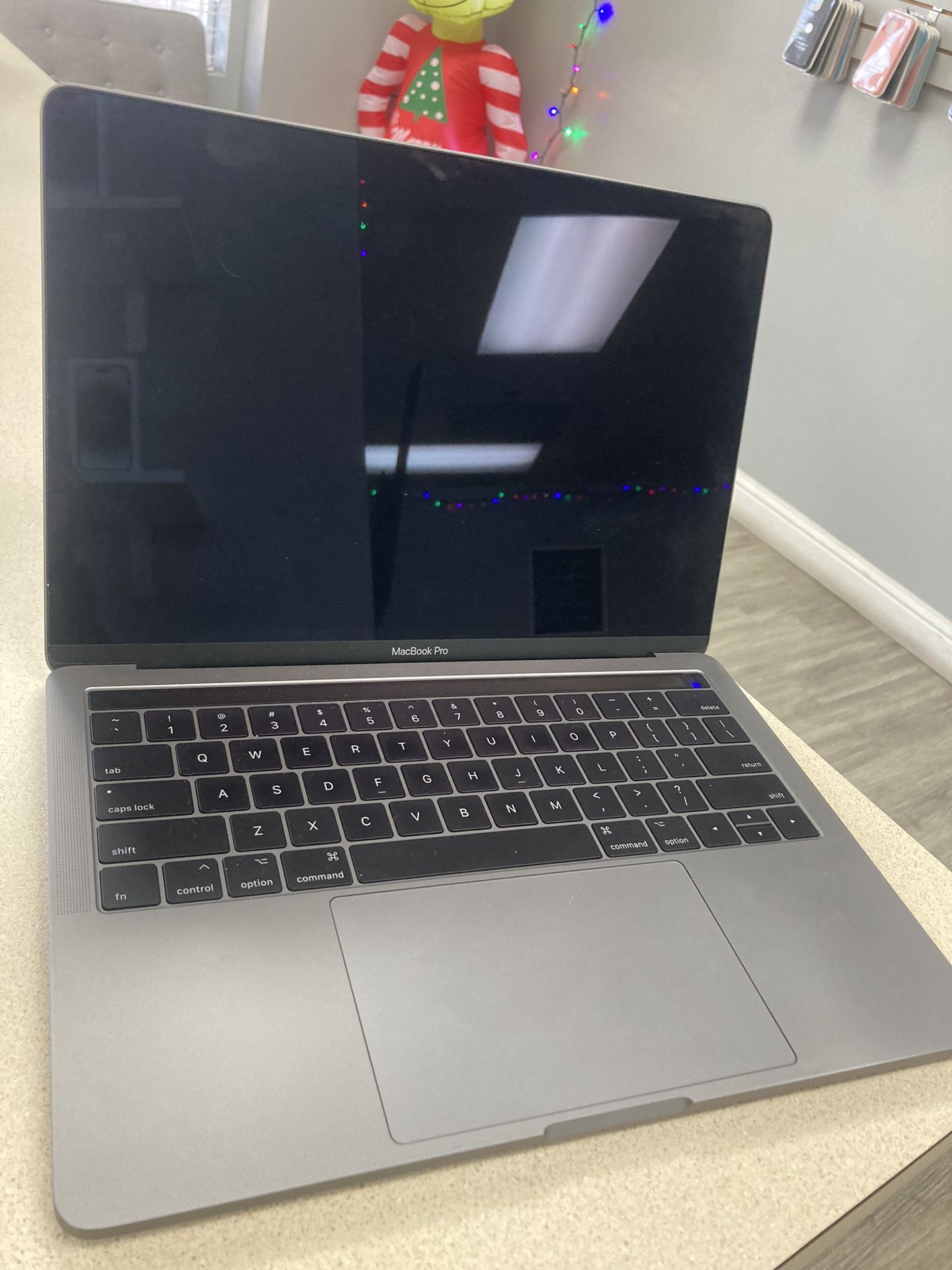MacBook Pro 2017 256GB/16GB