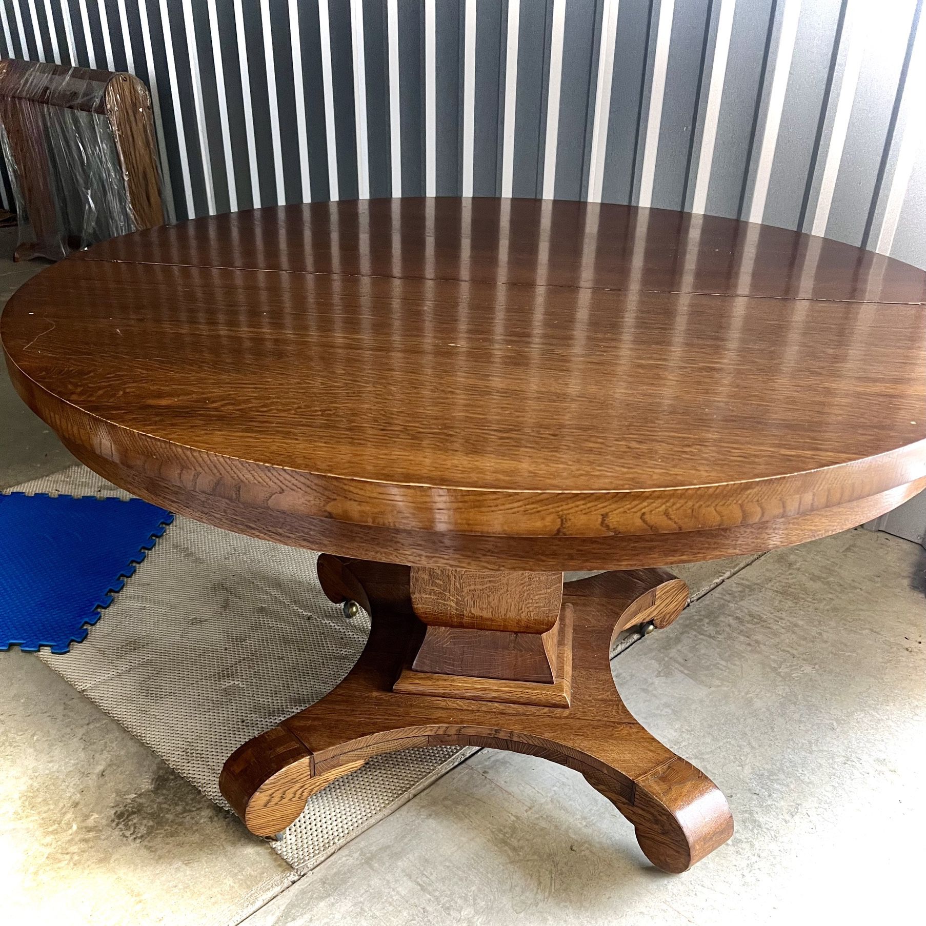 Solid Oak Dining/Game Table 